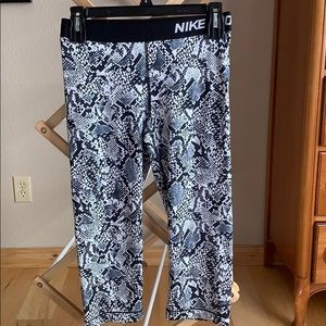 Nike leggings